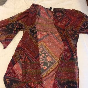 Maroon floral kimono